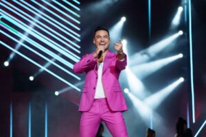 Carlos Rivera festejara el día del padre en Guadalajara