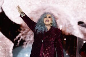 Cómo Sabe Quién Soy nuevo tema inédito de Amanda Miguel