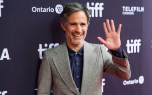 Gael García Bernal presenta Hombre al Agua en Toronto antes de su llegada a los cines mexicanos