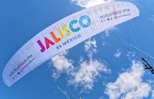 Jalisco apuesta por el turismo internacional con parapente y festival enogastronómico